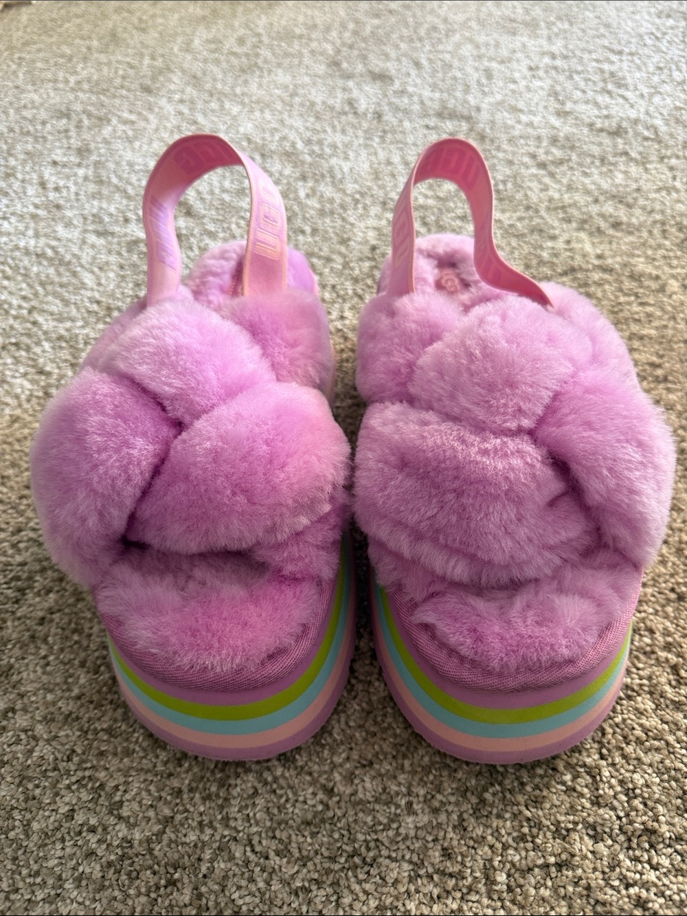 UGG Disco Knot Platform Slide sandals, Gently Used, 9